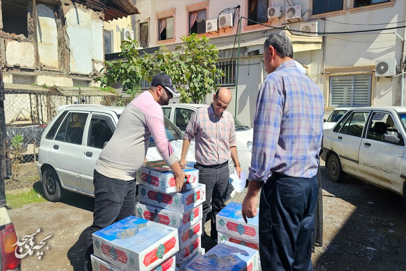 توزيع بيش از 1200 بسته گوشت نذري بين نيازمندان
