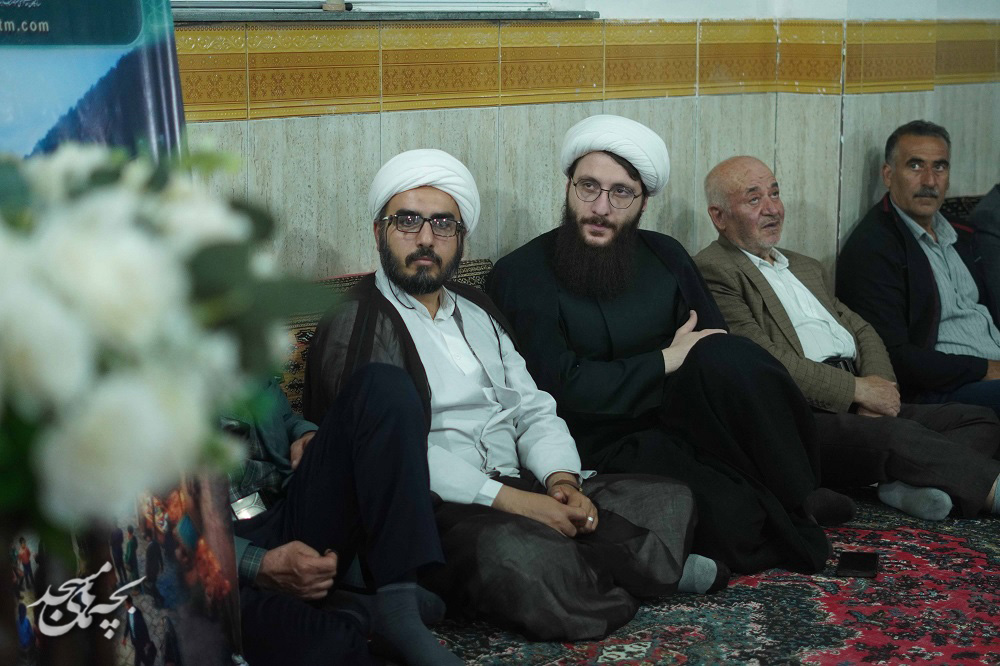 محفل " انس با قرآن" در کانون گلها رودبار
