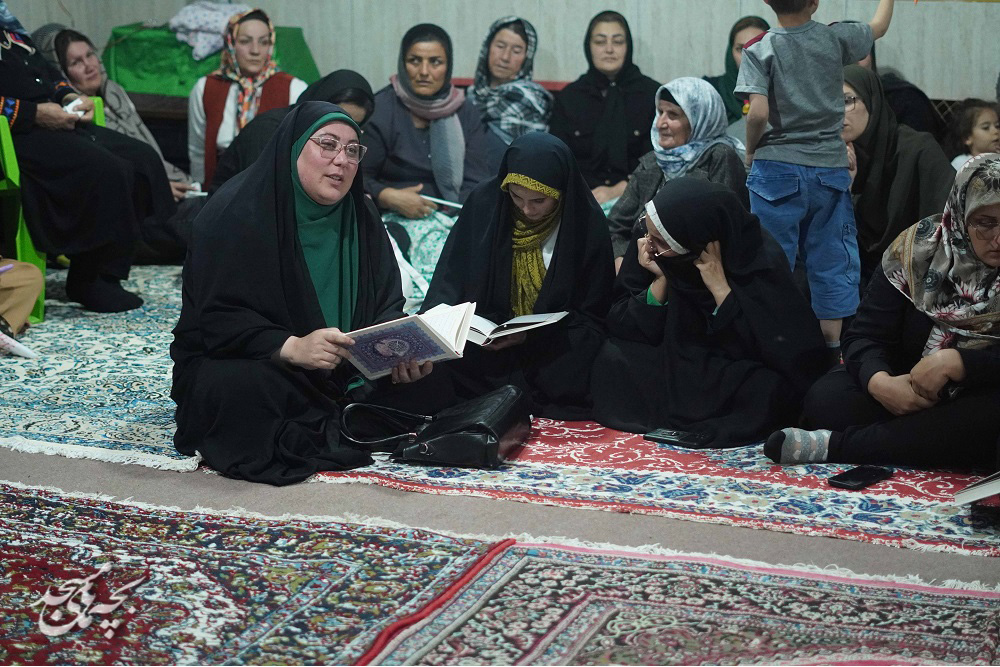 محفل " انس با قرآن" در کانون گلها رودبار