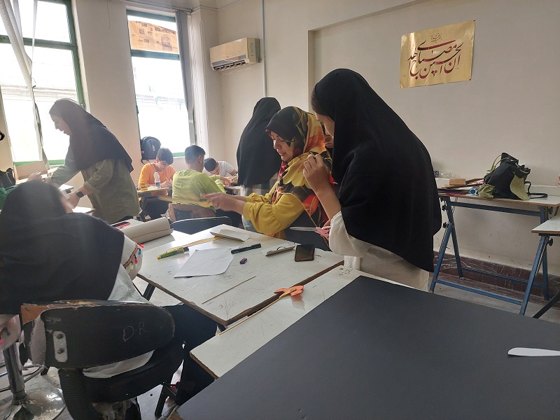 کارگاه آموزشي « مدرسه تئاتر شبستان» در گيلان