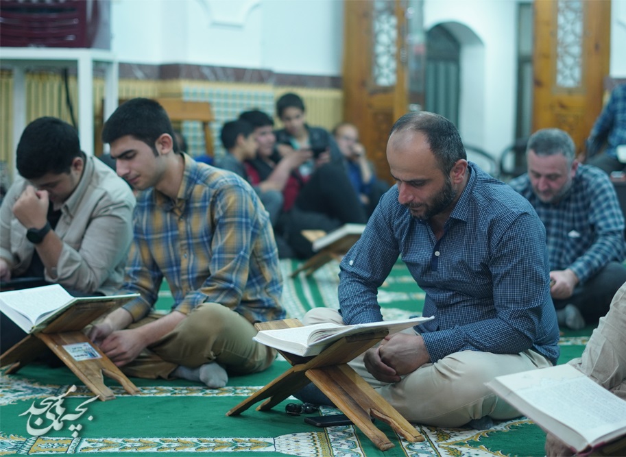 محفل انس با قرآن در کانون اهل بيت(ع) آستانه اشرفيه