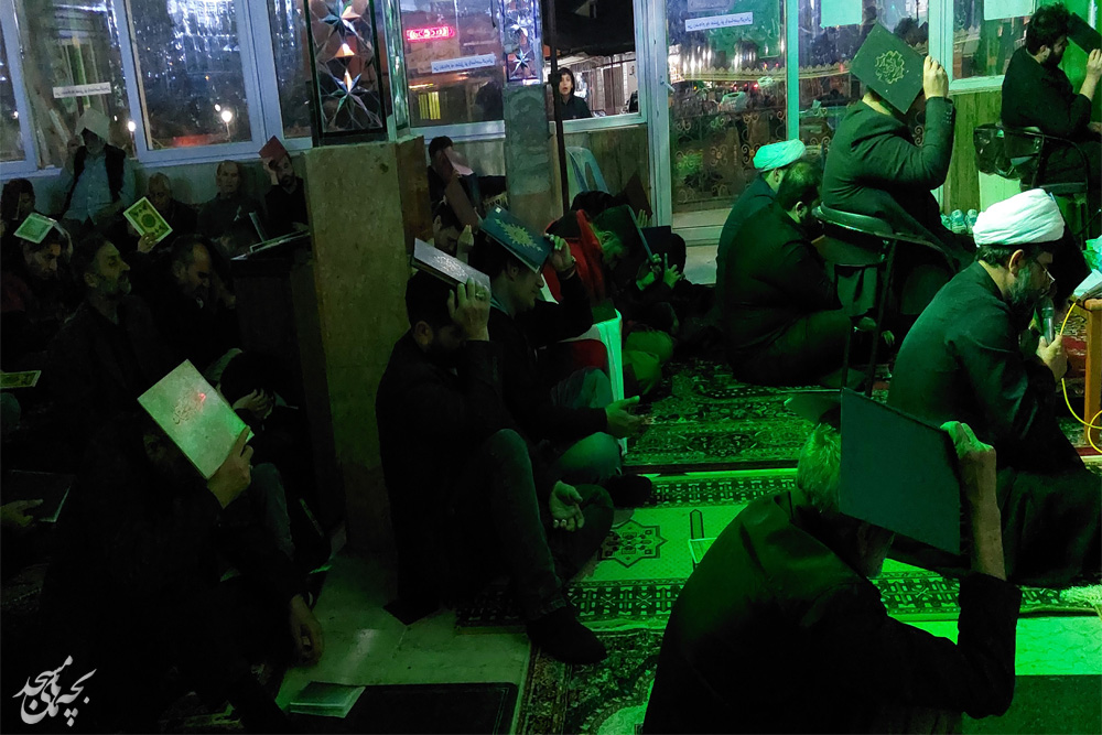 مراسم شب قدر در گلزار ۱۴ شهيد شنبه بازار فومن