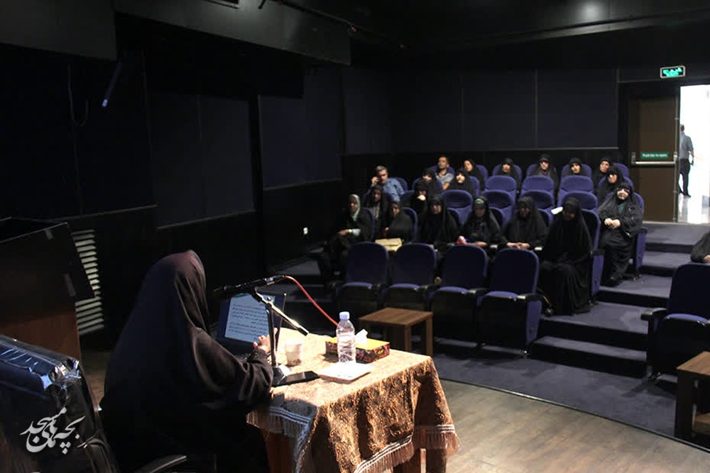 همايش جواني جمعيت در کانون هاي مساجد گيلان