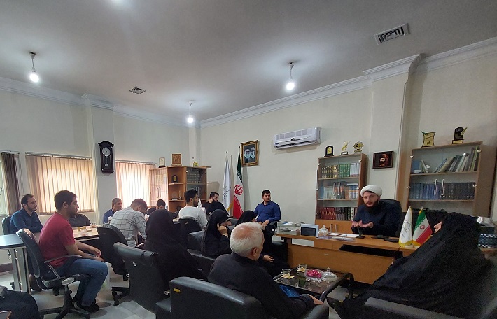 ديدار با مديران کانون ها