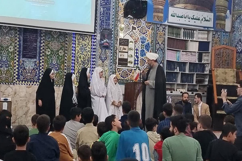 برگزاري آيين اختتاميه طرح ملي "مسجد کانون نشاط" در مسجد جامع صومعه سرا