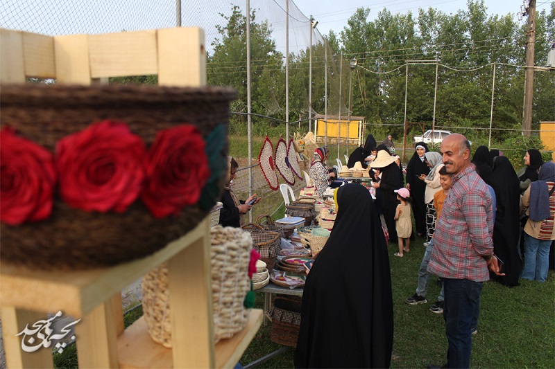 نمايشگاه توانمنديهاي بانوان کانون عاشقان ولايت برکاده