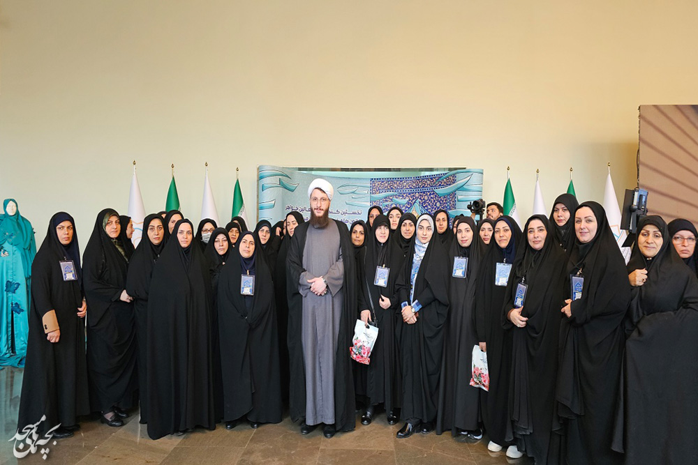 مديران کانون هاي تخصصي خواهران گيلان در کنگره ملي