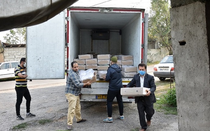 به همت بچه‌هاي مسجد؛ توزيع يک هزار بسته گوشت قرباني در سفره عز‌ت‌مندان استان گيلان