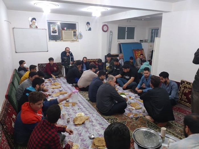 افطاري ساده  کانون امام جواد(ع) مسجد امام جواد(ع) رشت