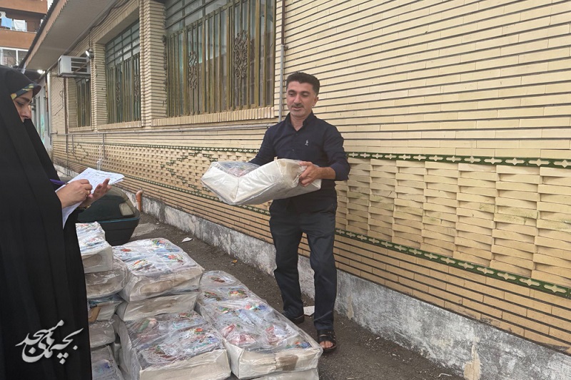 توزيع گوشت قرباني در کانون هاي مساجد رودسر