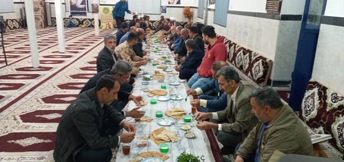 افطاري ساده  کانون شهيد بهشتي مسجد جامع روستاي امشل آستانه اشرفيه