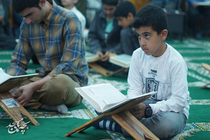محفل انس با قرآن در کانون اهل بيت(ع) آستانه اشرفيه