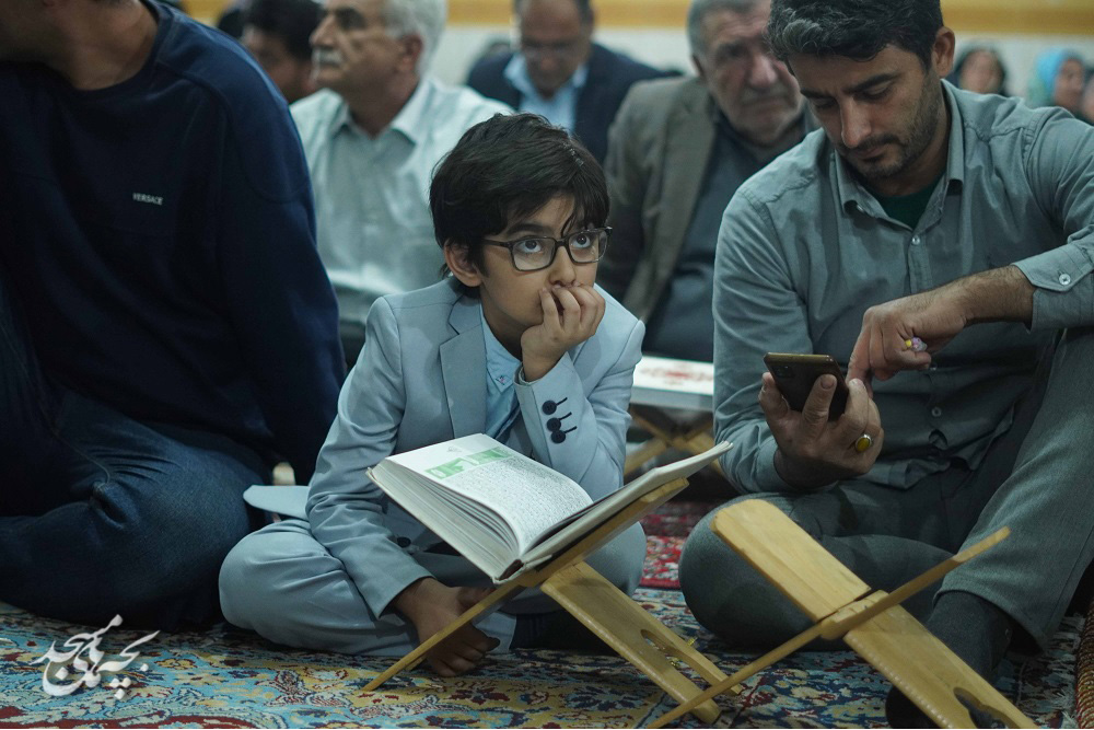 محفل " انس با قرآن" در کانون گلها رودبار