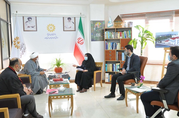 ترويج فرهنگ کتابخواني با محوريت کانونهاي فرهنگي هنري مساجد استان گيلان