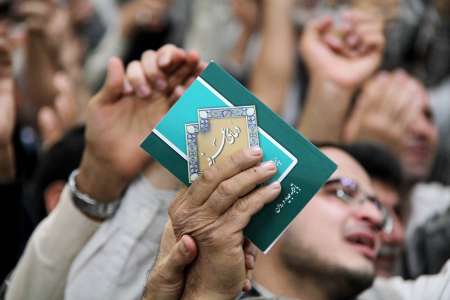 نواي دعاي عرفه در مساجد گيلان طنين انداز شد