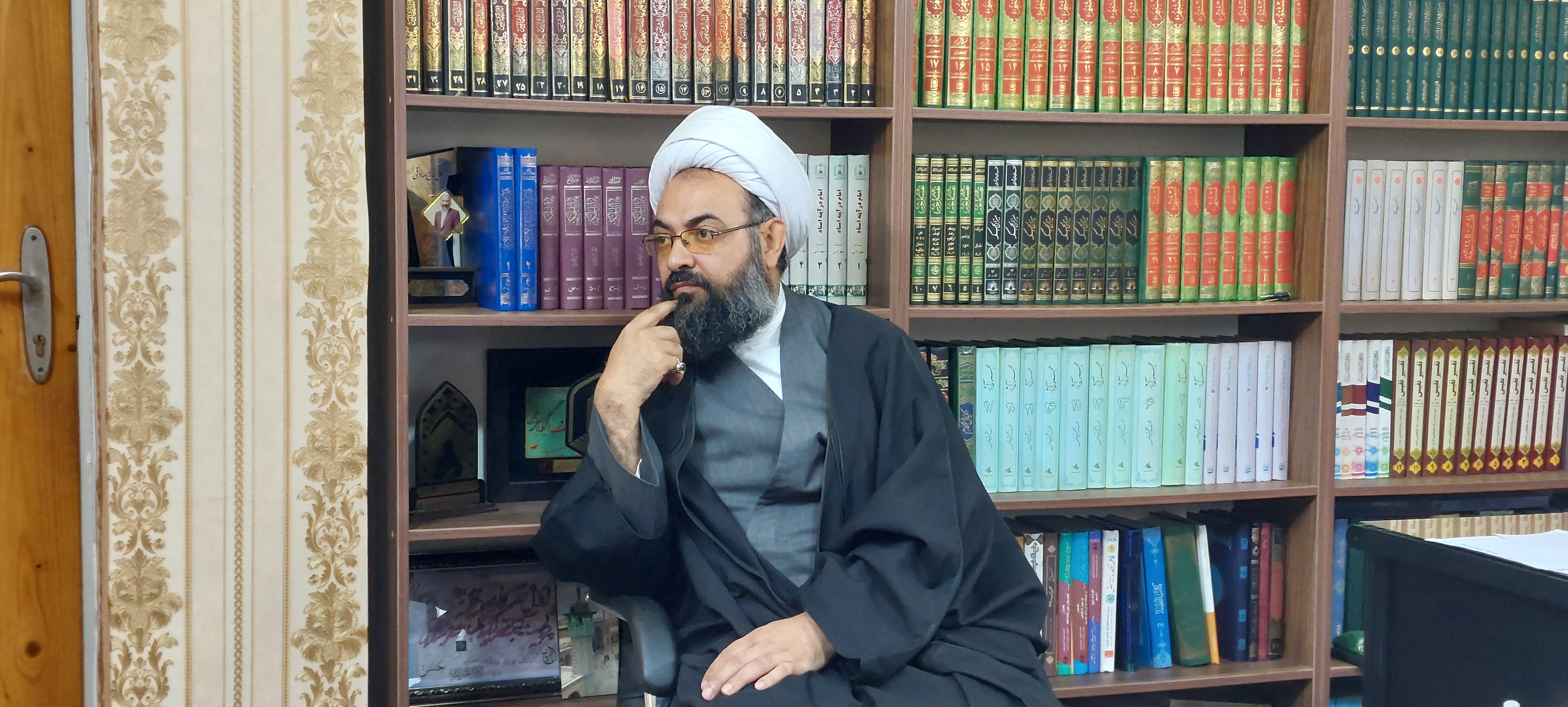 کار فرهنگي با محوريت مساجد برگزار شود